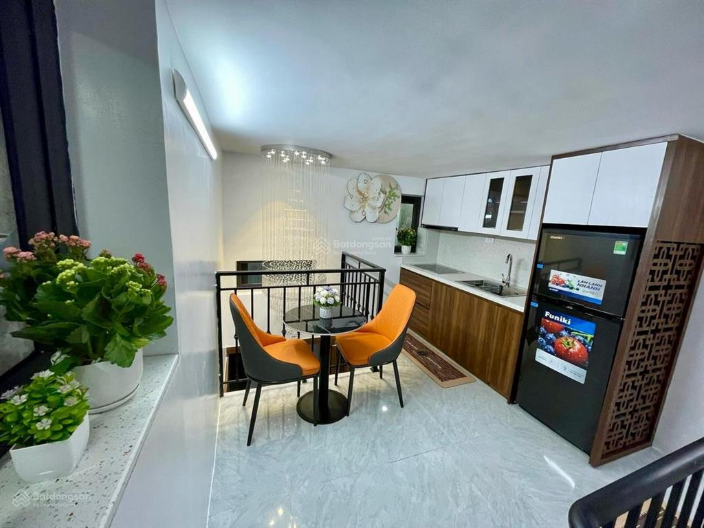 Cực hiếm! nhà 6 tầng lõi đống đa  giá chỉ hơn 6 tỷ  trung tâm tây sơn