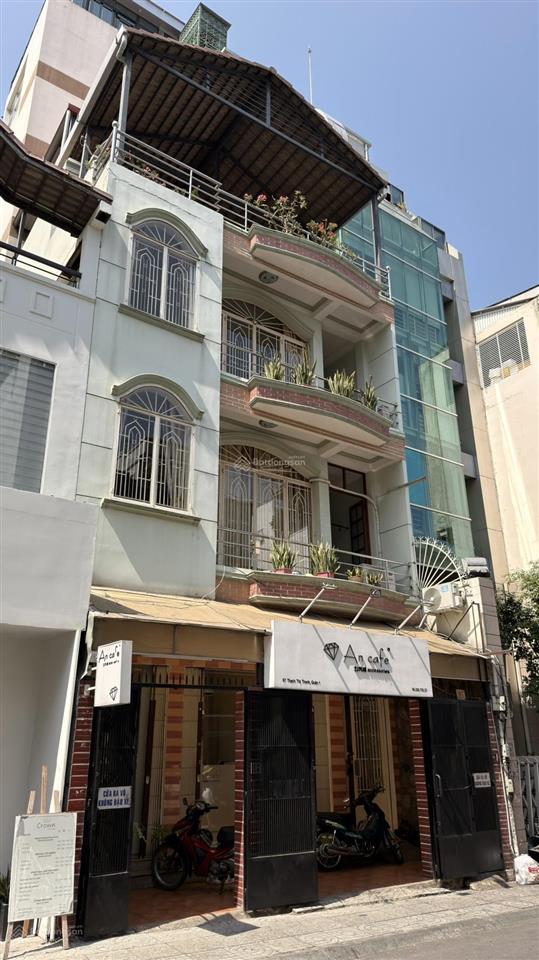 Cho thuê nhà mặt tiền, 1 trệt 2 lầu tại 67 thạch thị thanh, 80 triệu, 95 m2, nhiều tiện ích