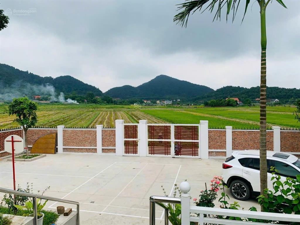 Bán nhà đất ven đô tặng biệt thự như hình tại sóc sơn 20 tỷ, 1076 m2, view đẹp, giá siêu hời
