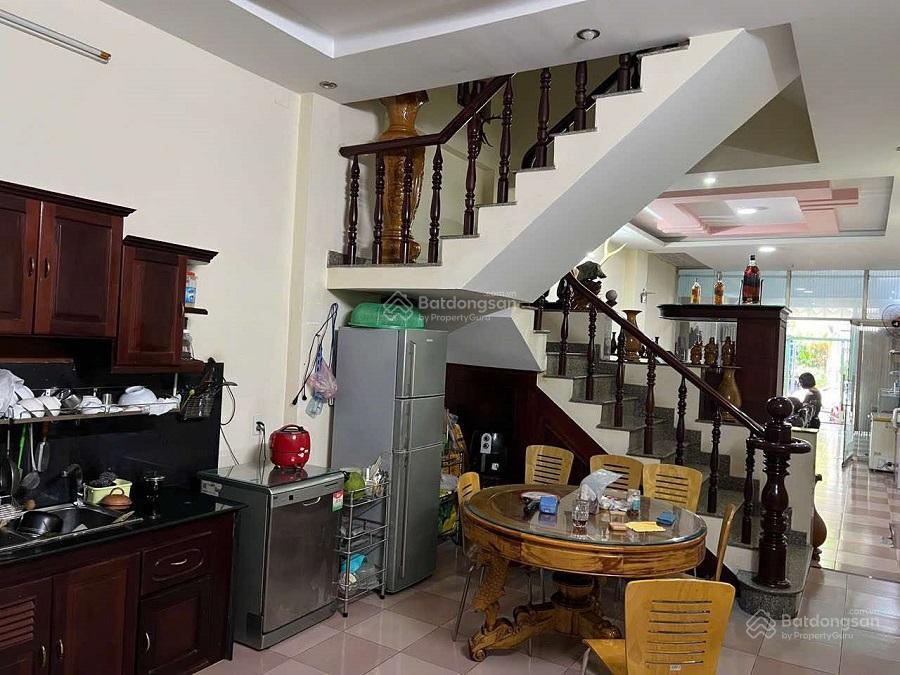 Bán nhà mặt tiền kinh doanh ngay khu k300, p12, tân bình, 109m2, 5 tầng, sát cộng hoà, 2x tỷ