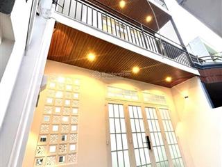 Bán chdv huỳnh tấn phát, quận 7  dòng tiền 60tr/tháng  4 tầng  ngang 5.3m  chỉ 8.xtỷ