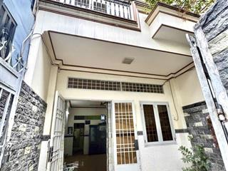 Bán nhà quang trung  120m2  2 tầng 6 phòng ngủ  gần mặt tiền