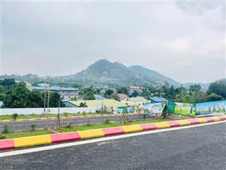 Giá rẻ f0 lô góc 150m full thổ cư nằm ngay trung tâm phú cát