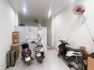 Giá chốt bất ngờ  bán nhà lê văn sỹ  dt vàng 3.5x17m  3pn  cạnh hxh