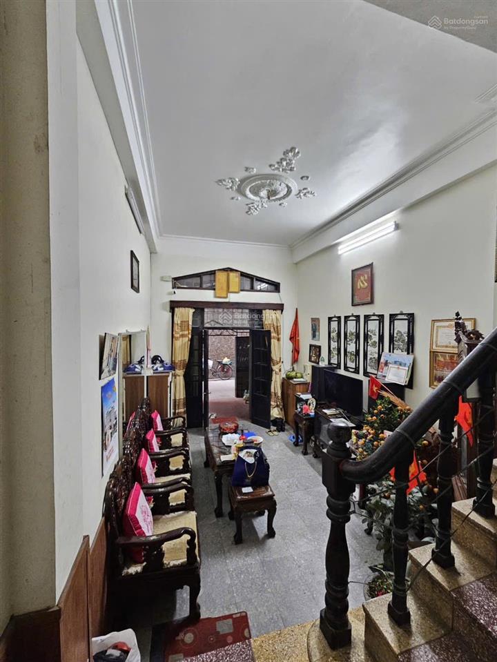 Bán nhà đặng tiến đông, đống đa. 50m2 ô tô đỗ cửa