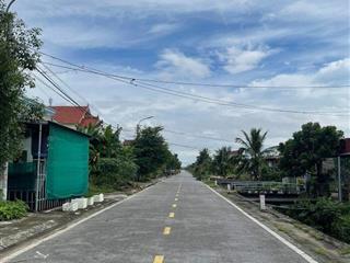 - MẶT ĐƯỜNG TRUNG NGHĨA, NAM ĐỒ SƠN chỉ hơn 1 tỉ