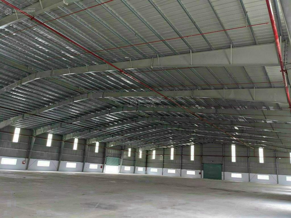 Cho thuê 11.000m2 kho xưởng đường 827 tiền giang