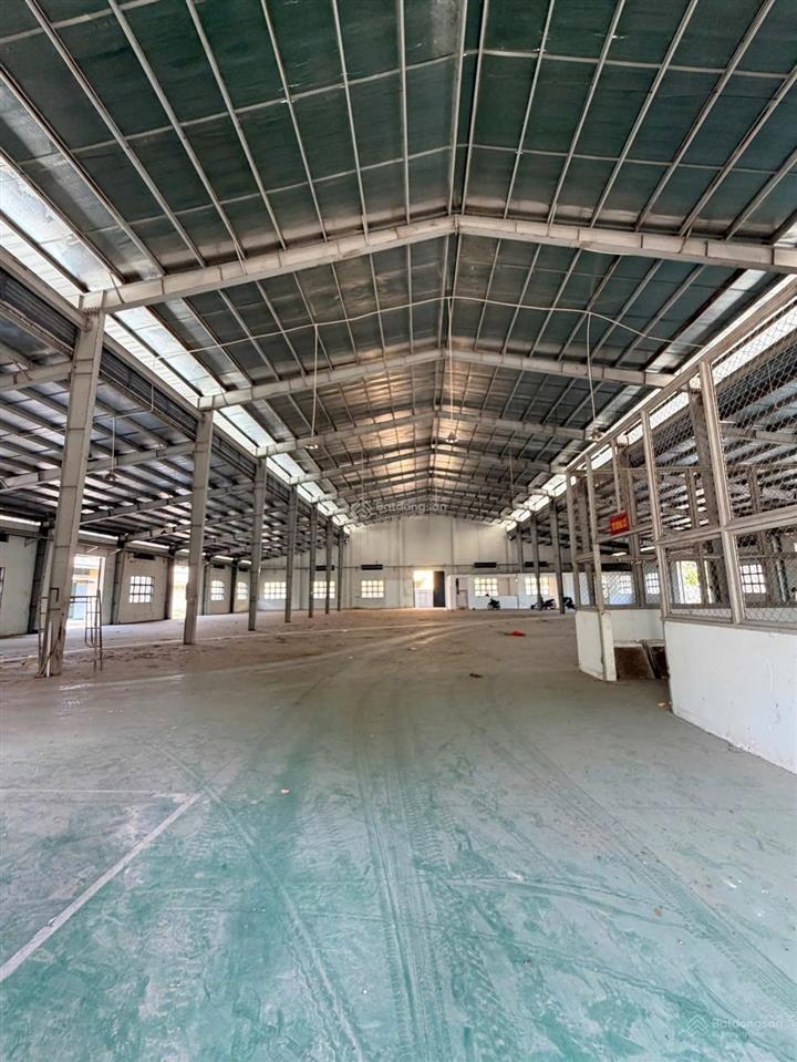 Cho thuê 3000m2 kho xưởng khu công nghiệp tân bình