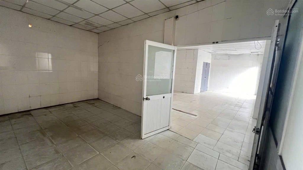 Cho thuê 400m kho xưởng cộng hòa tân bình