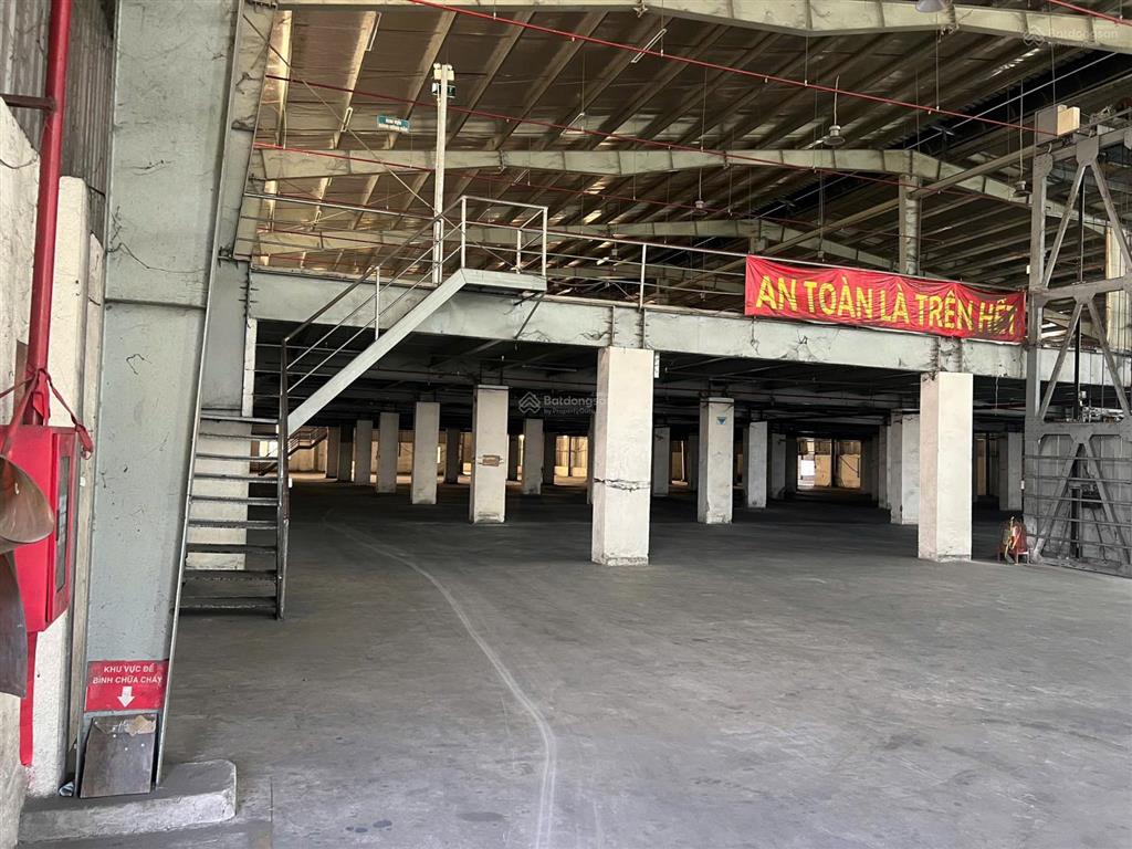Cho thuê 6000m2 kho xưởng khu công nghiệp tân an