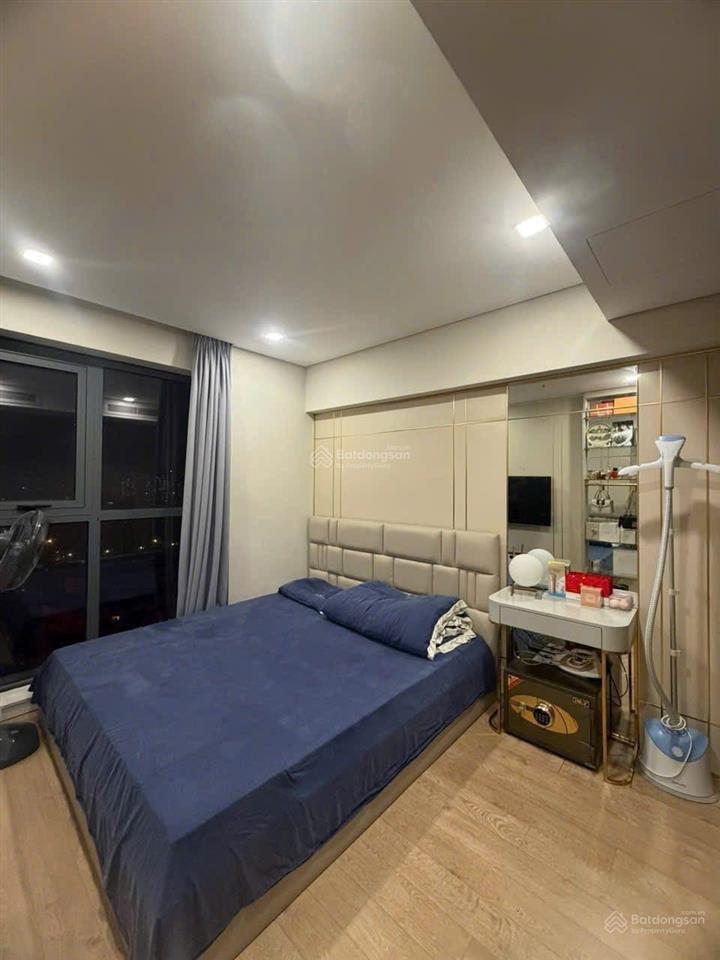 Bán căn hộ rivera park 92m2 tầng cao 3pn có slot ô tô không gian thoáng