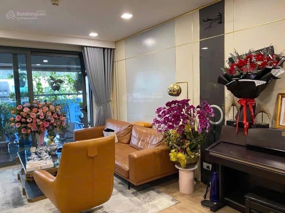 Bán căn hộ rivera park 92m2 tầng cao 3pn có slot ô tô không gian thoáng