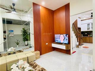 Bán nhà khâm thiên 42m2 4 tầng nhà mới cách phố 50m ở ngay