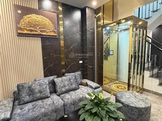 Bán nhà khâm thiên đống đa 55m2 5 tầng thang máy full nội thất gần phố
