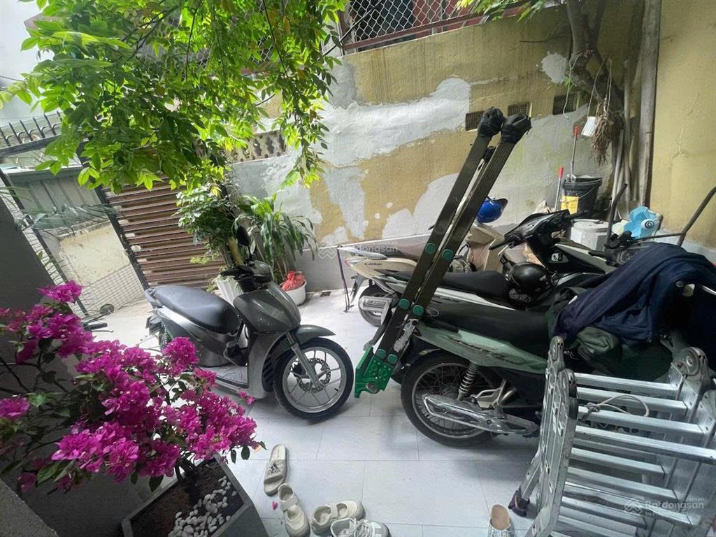 Bán nhà khâm thiên đống đa 55m2 5 tầng thang máy full nội thất gần phố