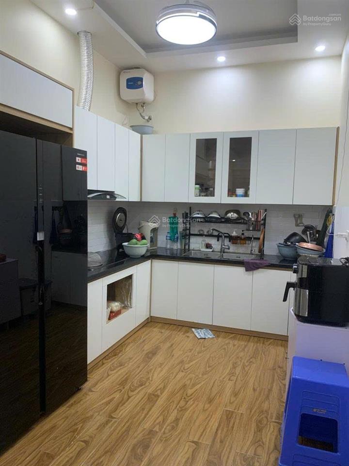 Bán nhà võng thị tây hồ gần hồ tây 4 tầng kinh doanh nhỏ cho thuê