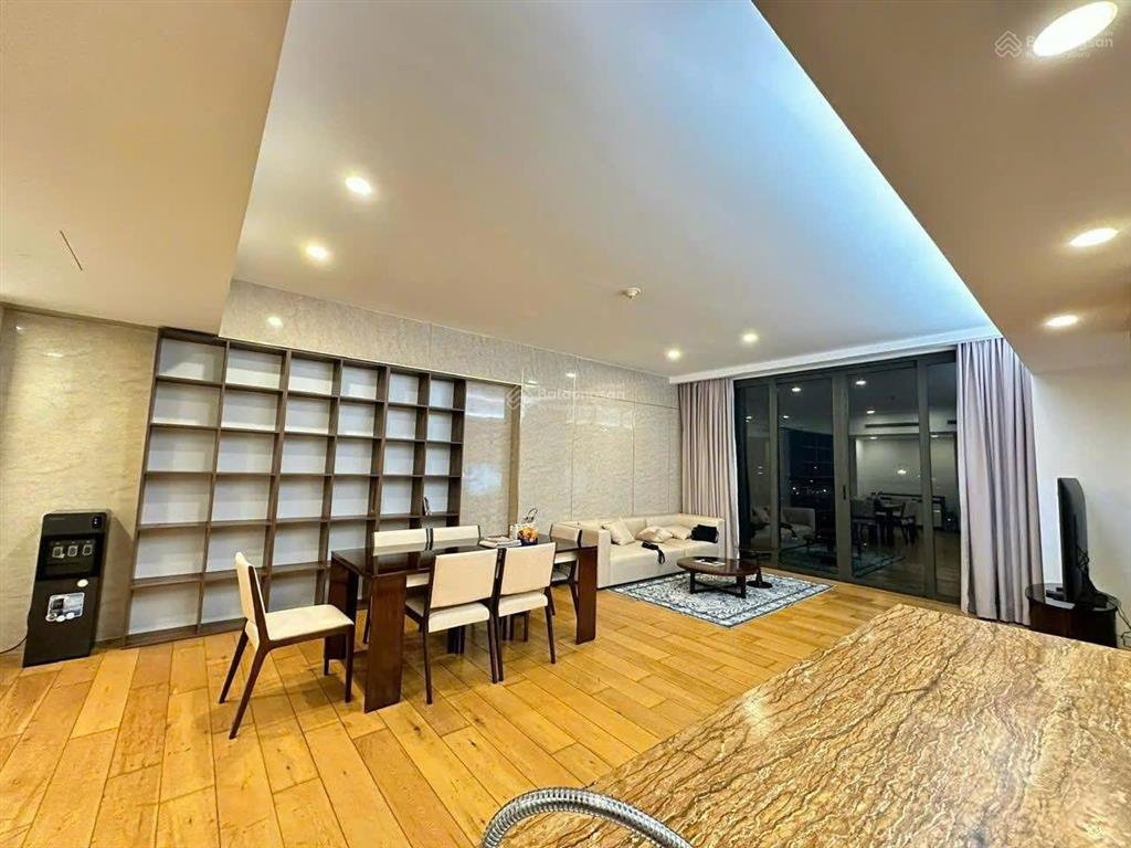 Hiếm! căn hộ 3 ngủ iph xuân thủy, 145m2 nt full, giá nhỉnh 17.1 tỷ. chuẩn giá