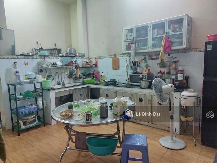 Giữa phường 13 tân bình  86m2  5x17.5  4 phòng ngủ siêu rộng, sân riêng để xe  8.6 tỷ