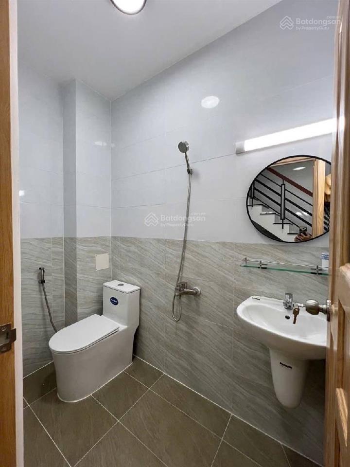 5x12 nhà mới đẹp 2 tầng vào ở ngay nguyễn thị tú nhỉnh 4 tỷ