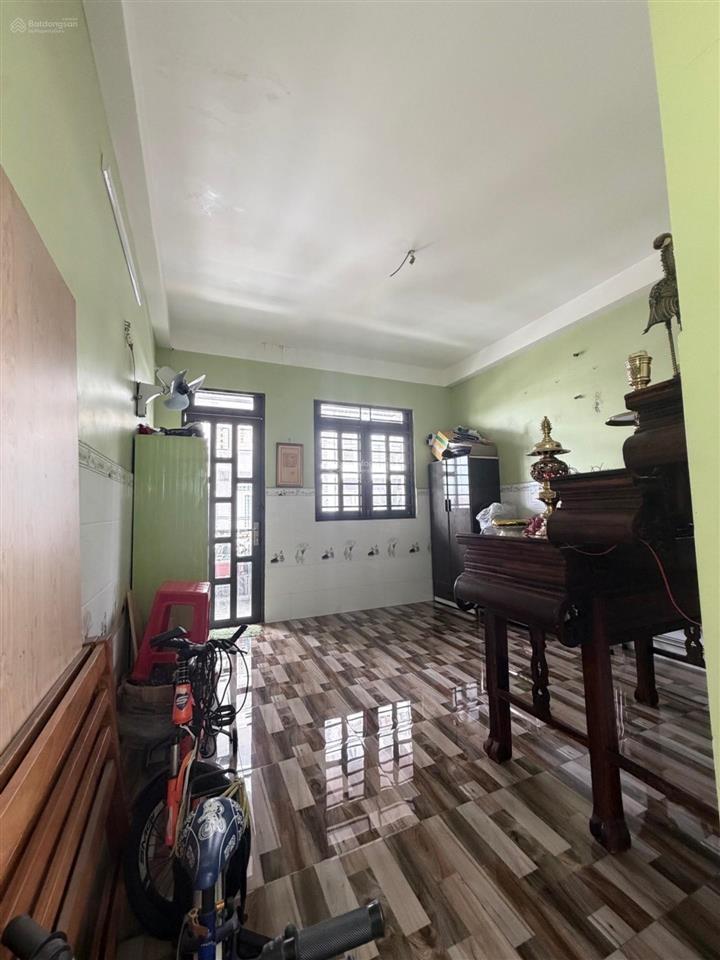 Nhà ngộp bình tân, 80m2, 4 tầng hẻm 8m, nhỉnh 5tỷ nhỏ