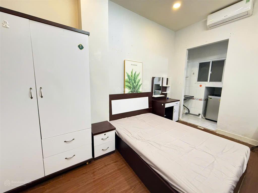 Phòng trọ quận 10 full nội thất 4,5tr đường nguyễn ngọc lộc  gần đh ueh, bách khoa
