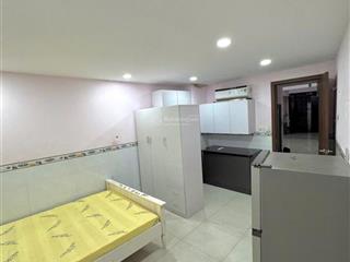 Studio trệt full nội thất tại quận 3  giá 4tr2