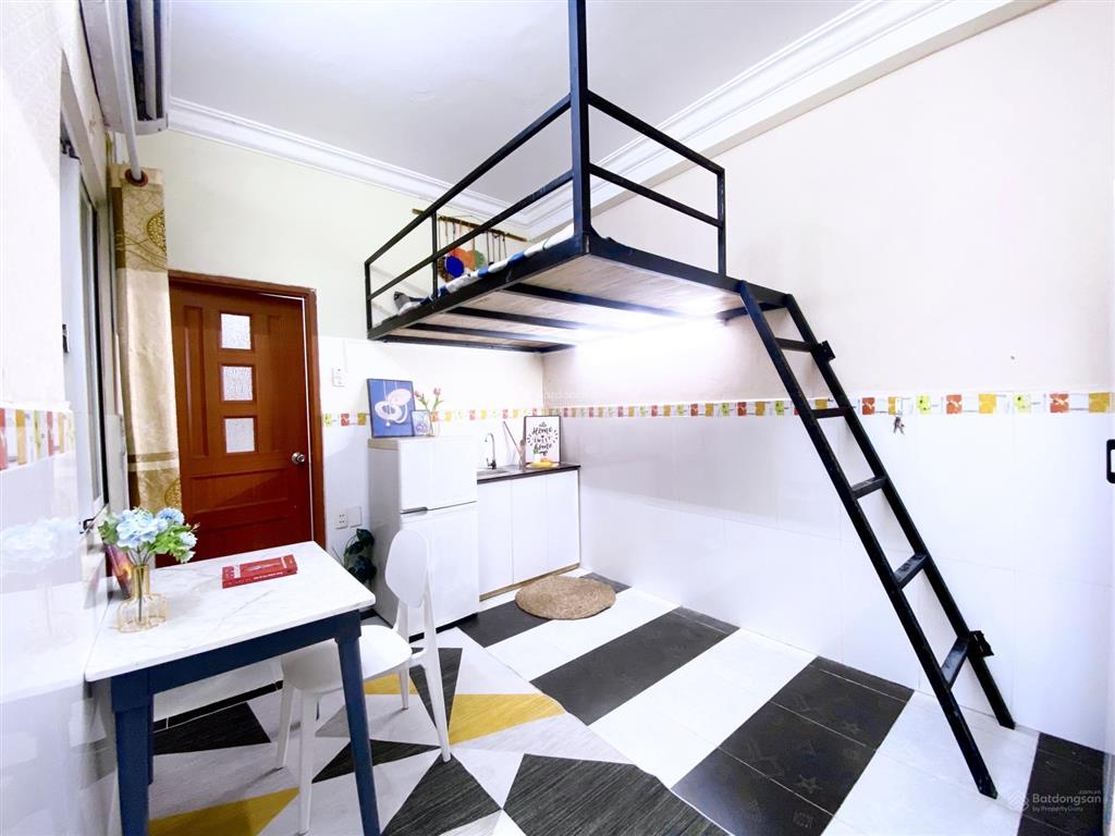 Duplex full nội thất cửa sổ siêu thoáng tại quận 1  giá 4tr