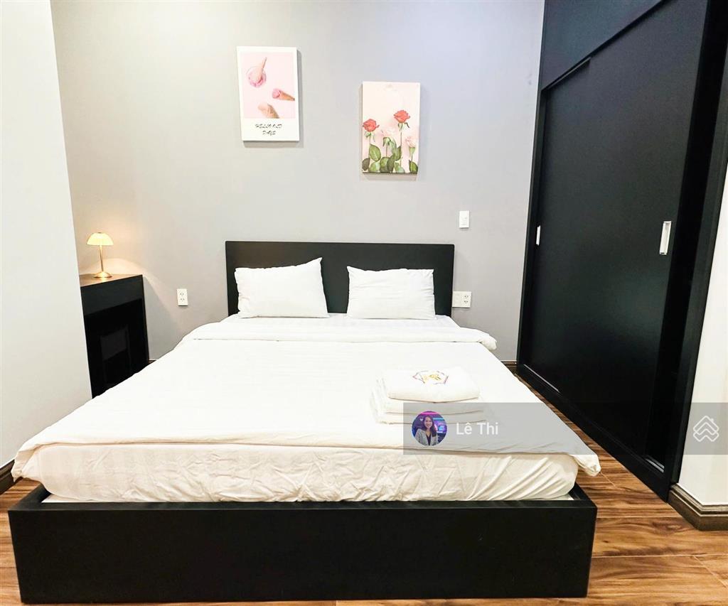Bán căn officetel tại sunrise city north 35m2, giá 3 tỷ 2, view bắc.  0936 444 *** lê thi