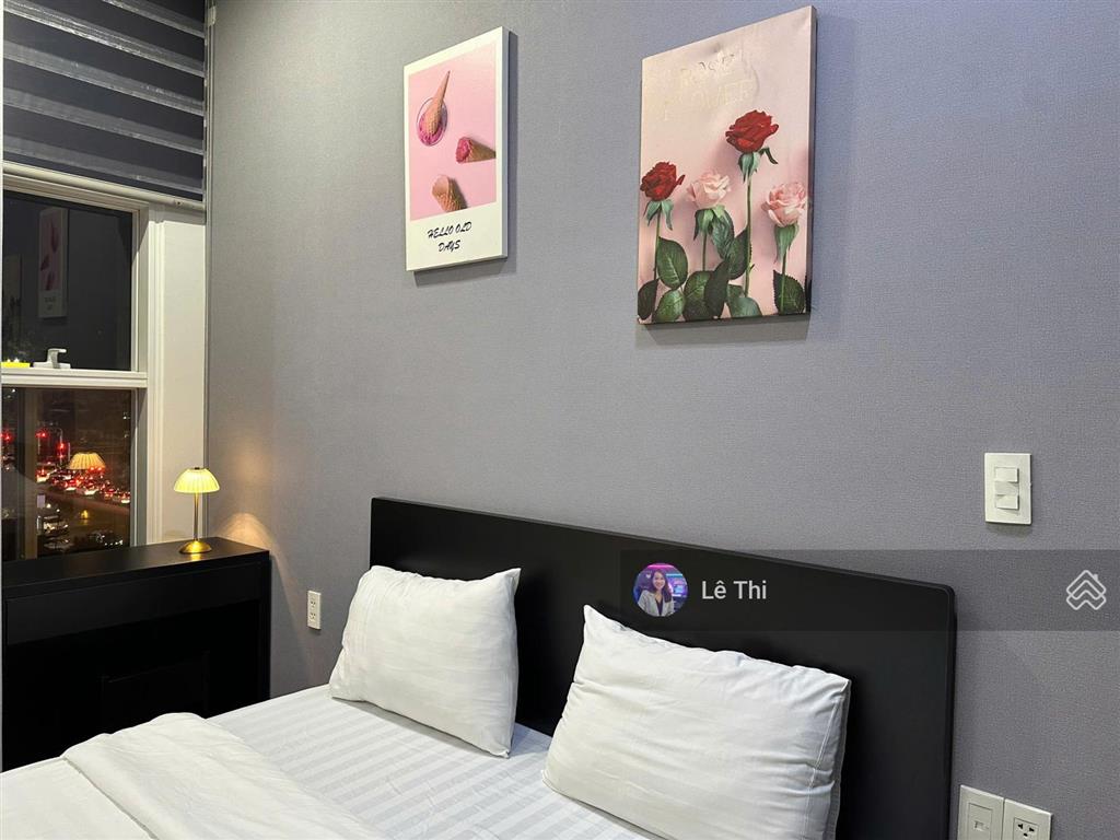 Bán căn officetel tại sunrise city north 35m2, giá 3 tỷ 2, view bắc.  0936 444 *** lê thi