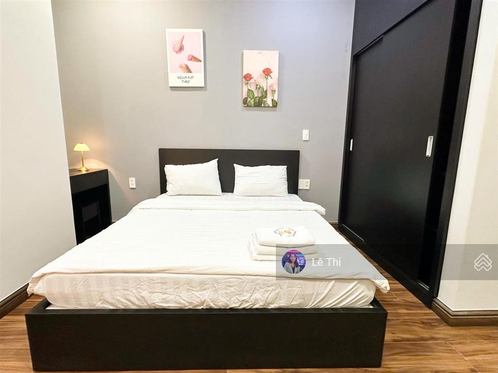 Bán căn officetel tại sunrise city north 35m2, giá 3 tỷ 2, view bắc.  0936 444 *** lê thi
