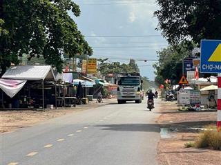 Đường nhựa, dân đông, ngay trung tâm chợ, 5*50m 699tr bao sổ