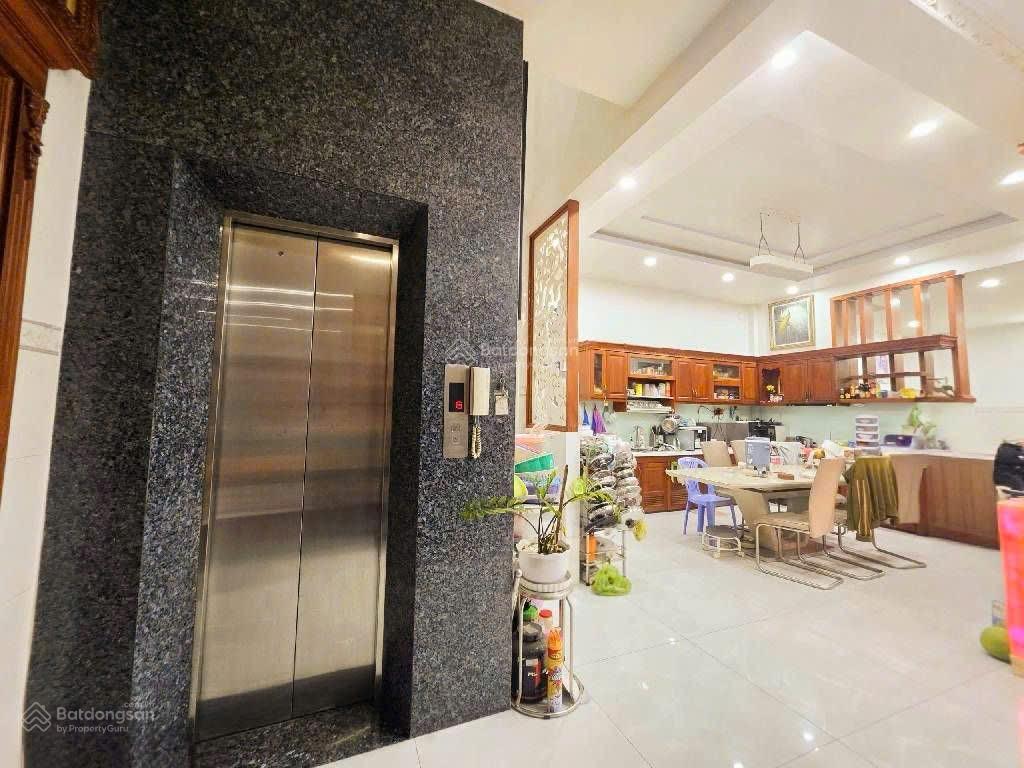 Bán biệt thự siêu đẹp 4 tầng  hoàng lê kha, trung tâm quận 6  207m2, 15x14m, nở hậu 19m