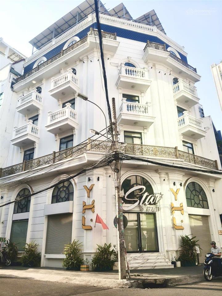 Bán tòa nhà góc 2 mặt tiền cách mạng tháng 8, phường 12, quận 10  11 x 13m  giá 70 tỷ