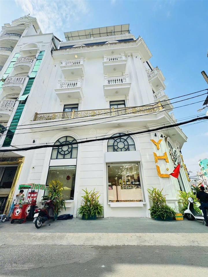 Bán tòa nhà góc 2 mặt tiền cách mạng tháng 8, phường 12, quận 10  11 x 13m  giá 70 tỷ