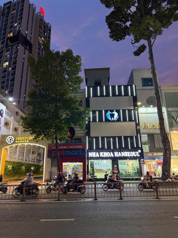 Bán siêu phẩm mặt tiền đường 3/2, phường 12, quận 10  4.2x27m  chỉ tiêu hầm + 7 tầng  chỉ 50 tỷ