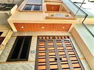 Cần bán gấp nhà tây mỗ 51m x 4 tầng, cực rộng phân lô, vía hè đá bóng, dân xây, lô góc,chỉ nhỉnh 8đ