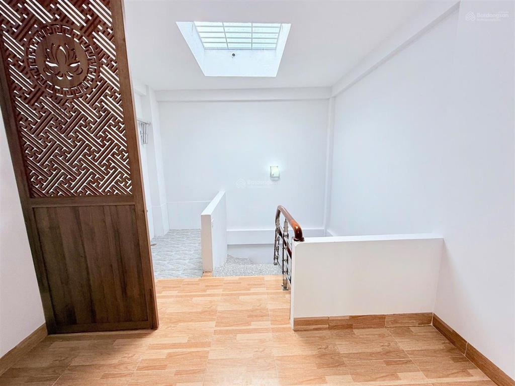 Chủ cần bán gấp giảm 500tr !!!!!!! tây mỗ nhà đẹp 33m 6 tầng thang máy giá cực tốt