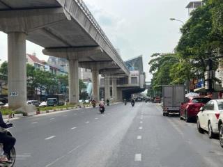 Bán nhà hồ tùng mậu, phân lô gara ô tô, thang máy, kinh doanh tấp nập, ở hoặc làm vp, 42m 7t 15 tỷ