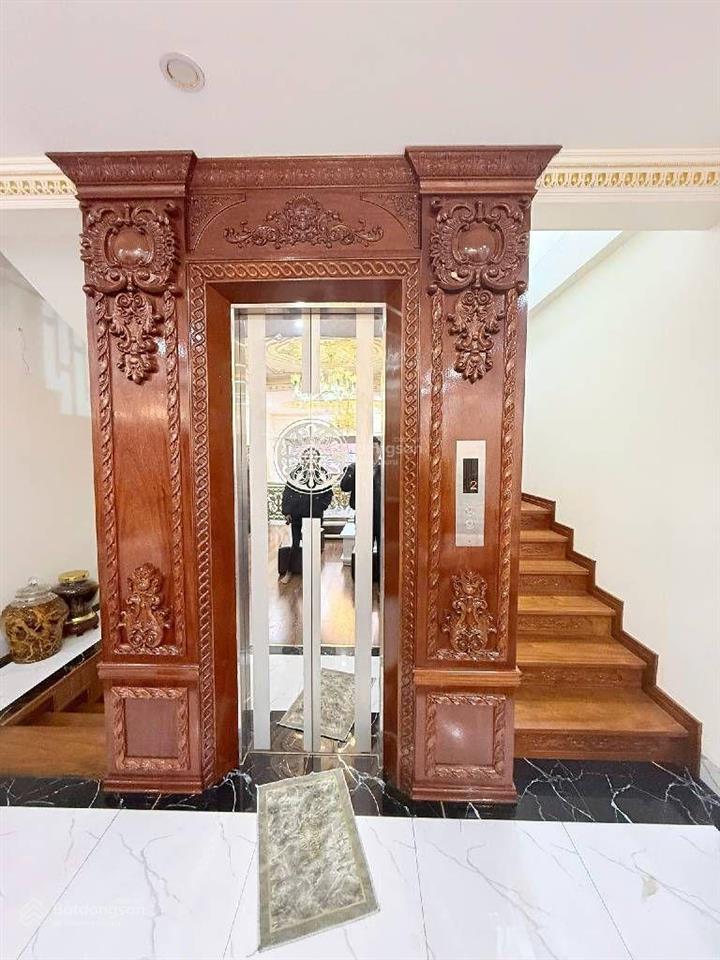 Bán nhà đức diễn, cầu diễn phân lô gara ô tô, thang máy, kdvp, full nt ở ngay, 60m2 7t 18 tỷ