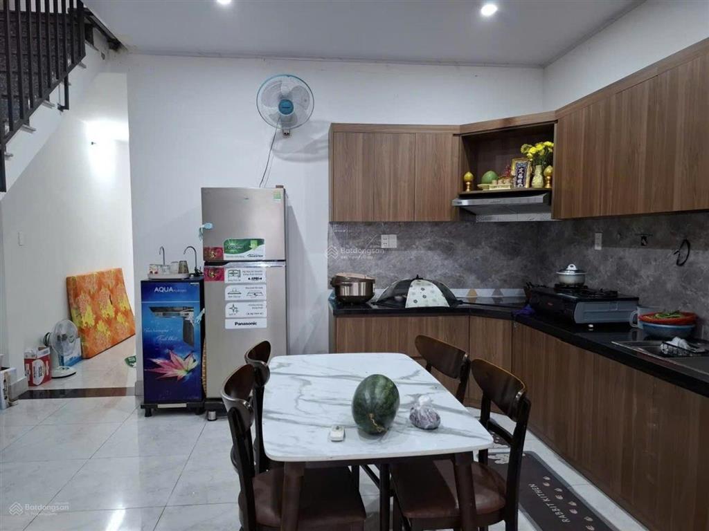 Bán nhà riêng tại nguyễn lương bằng, 3,95 tỷ, 98 m2, giá cực chất