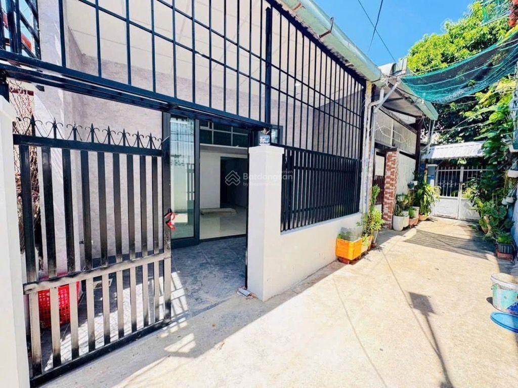 Bán nr tại nguyễn công hoan, 3,5 tỷ, 100m2, 2pn, 1wc, giá cực chất