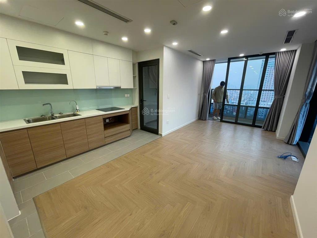 Cho thuê căn hộ chung cư handico complex 33 lê văn lương, 95m, 3pn 2wc đồ cơ bản, giá 17,9 triệu