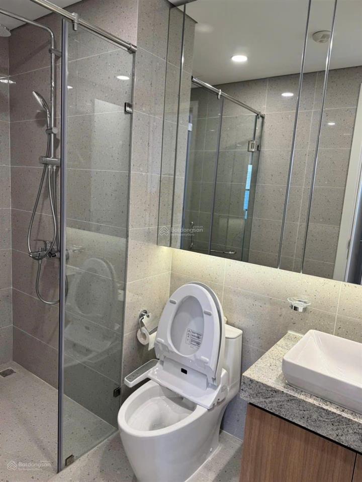 Cho thuê căn hộ the ninety 90 đường láng, căn góc cực đẹp, 70m 2pn 2wc full đồ chỉ 18tr