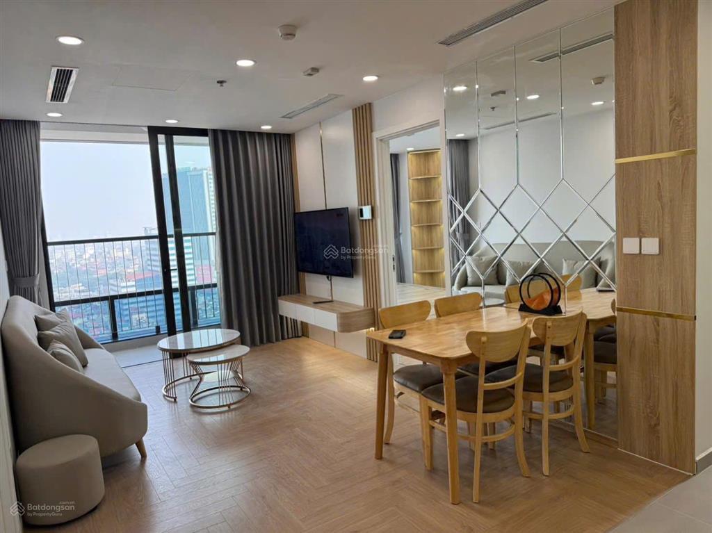 Cho thuê căn hộ the ninety 90 đường láng, căn góc cực đẹp, 70m 2pn 2wc full đồ chỉ 18tr
