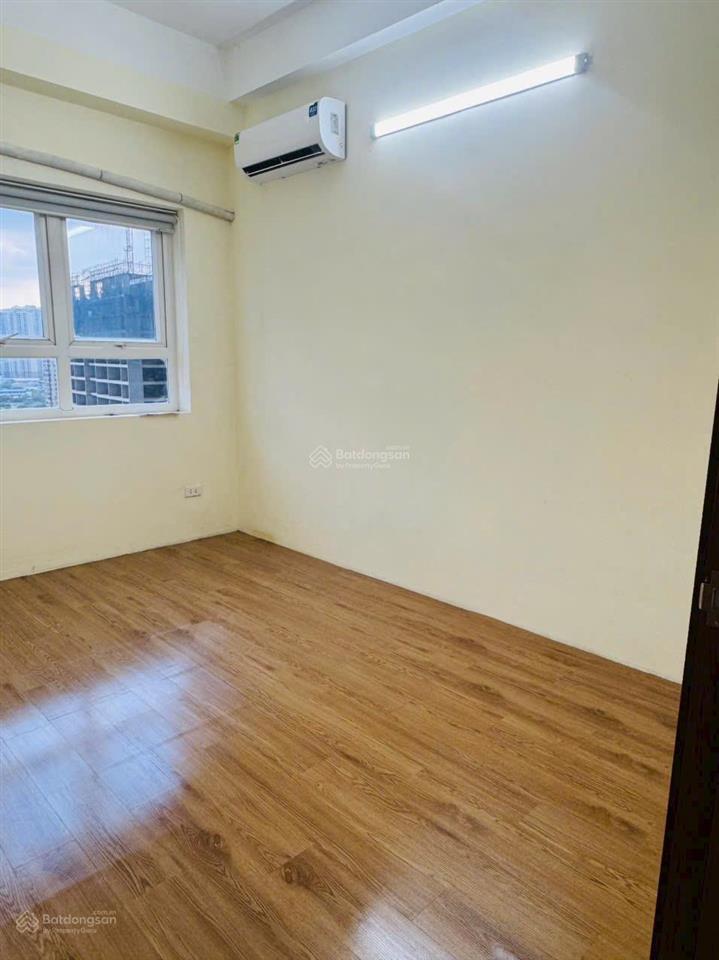 Cho thuê nhà riêng số 73 phùng khoang, 5 tầng, 35m 3pn 3wc giá chỉ 9,5 tr/th