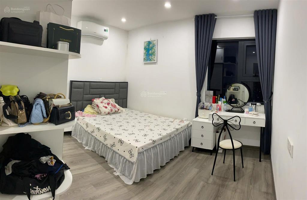 Cho thuê căn hộ chung cư goldseason 47 nguyễn tuân, 109m, 3pn 2wc full đồ rất đẹp. chỉ 18 triệu