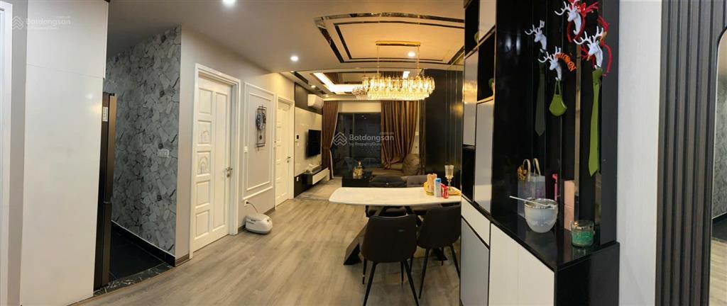 Cho thuê căn hộ chung cư goldseason 47 nguyễn tuân, 109m, 3pn 2wc full đồ rất đẹp. chỉ 18 triệu