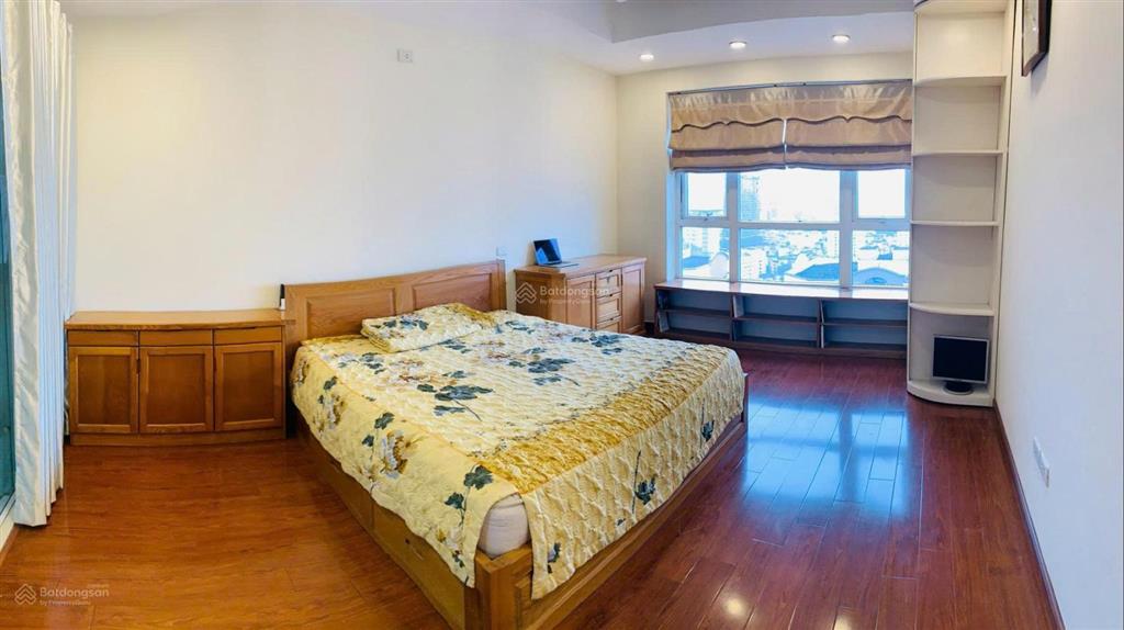 Cho thuê căn hộ chung cư n04 udic hoàng đạo thuý 130m, 3pn đầy đủ nội thất đẹp, giá chỉ từ 22 triệu