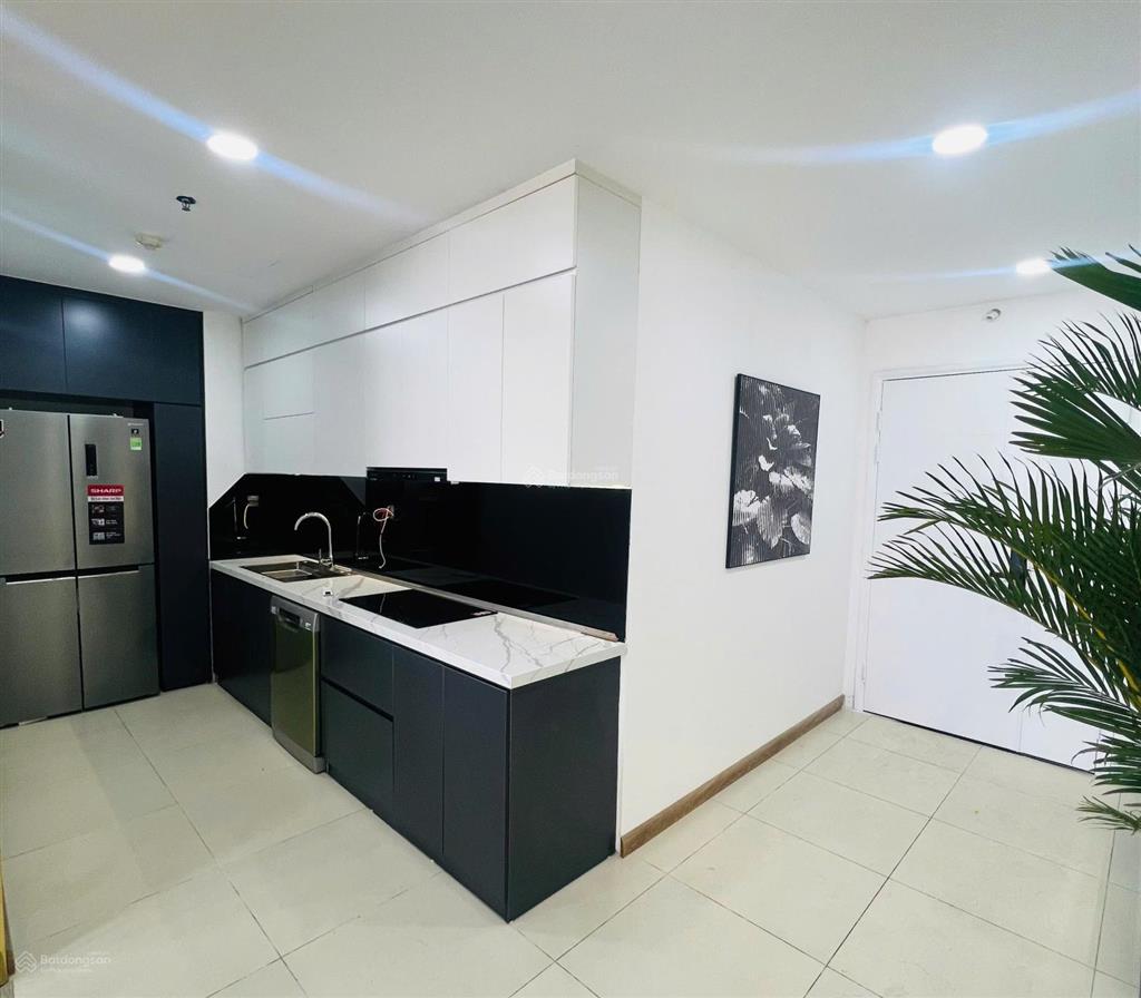 Cho thuê căn hộ 82m² 2n2vs ở golden field cần cho thuê giá 12 triệu có slot ô tô  0906 241 ***