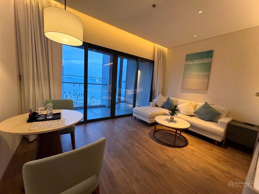 Cần vốn kinh doanh nên bán gấp căn hộ 1n view biển siêu đẹp